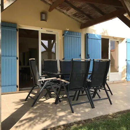 Σπίτι διακοπών In With Golf & Pool Access *