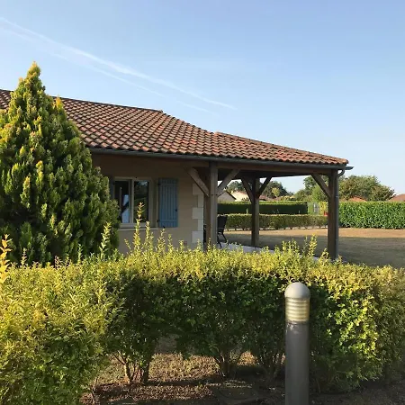 Σπίτι διακοπών In With Golf & Pool Access