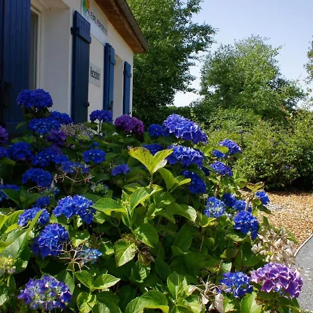 In With Golf & Pool Access *