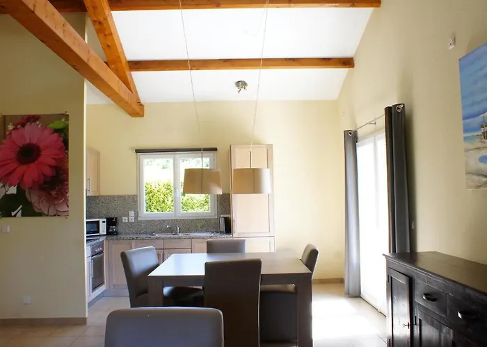 In With Golf & Pool Access Сasa de vacaciones Les Forges (Deux-Sevres)