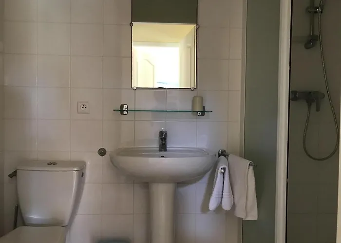 Сasa de vacaciones In With Golf & Pool Access Les Forges (Deux-Sevres)