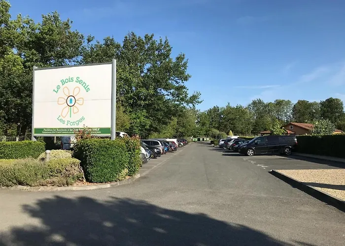 In With Golf & Pool Access * Les Forges (Deux-Sevres)