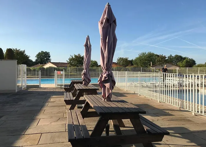 In With Golf & Pool Access * Les Forges (Deux-Sevres)